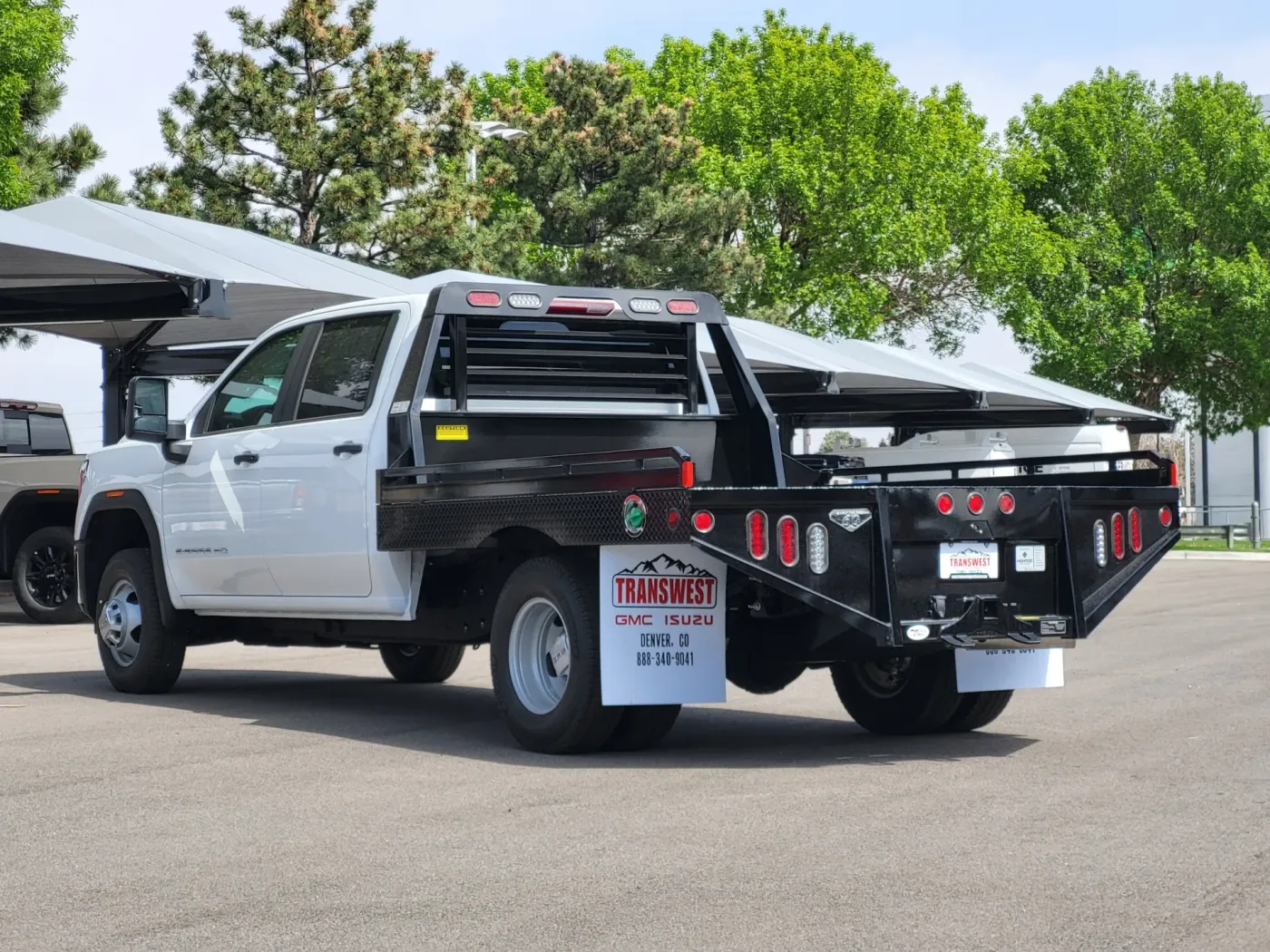 2026 GMC Sierra 3500HD CC Pro | Photo 4 of 23