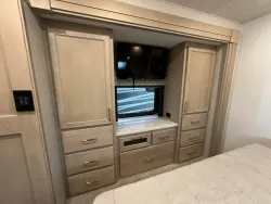 2026 Renegade Verona 40VBH | Thumbnail Photo 22 of 22