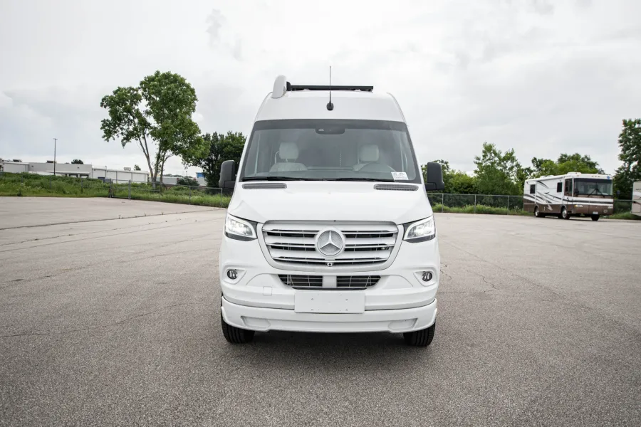 2025 Tiffin GT1 19 AG | Photo 7 of 21