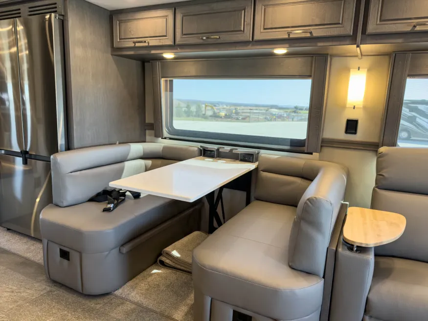 2026 Renegade Classic 45CMR | Photo 18 of 29