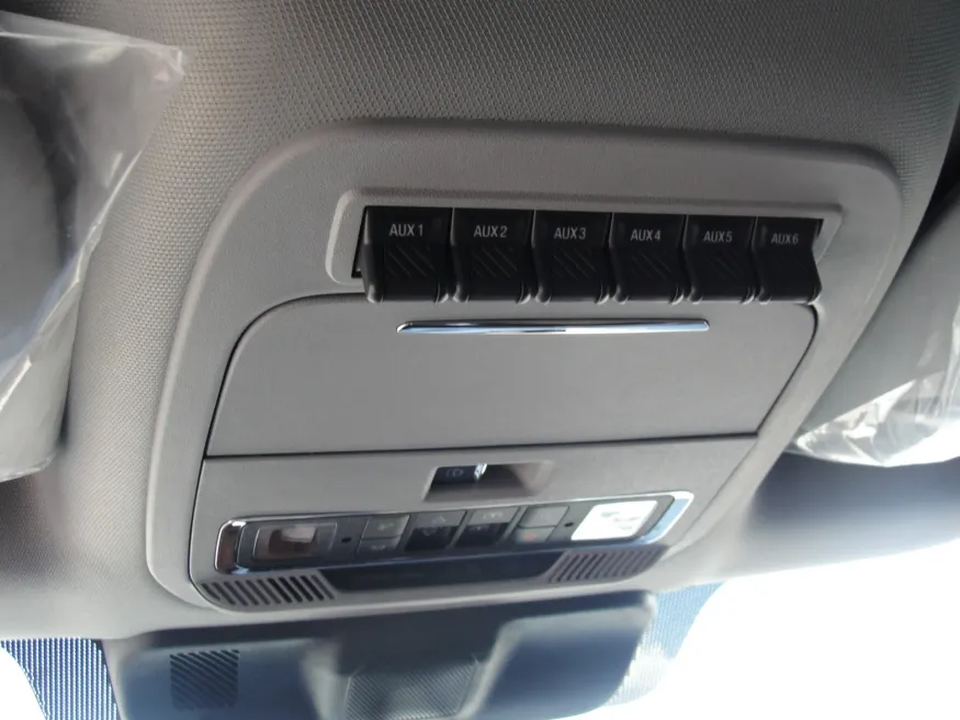 2024 Ford F-250 | Photo 13 of 17