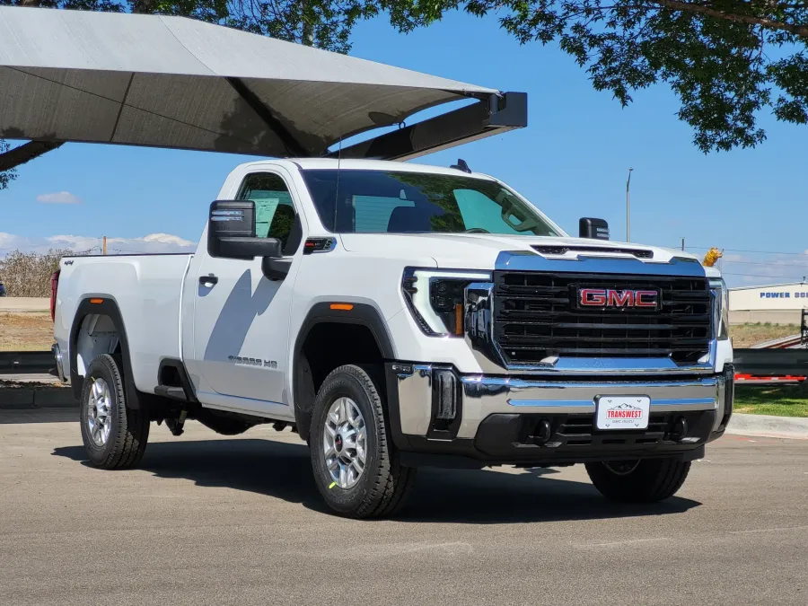 2026 GMC Sierra 2500HD Pro | Photo 2 of 22
