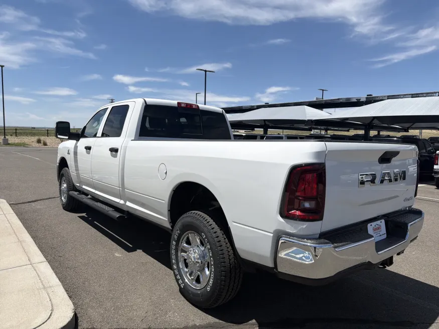 2026 RAM 2500 Tradesman | Photo 5 of 14