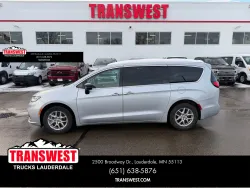 2024 Chrysler Pacifica Touring L | Thumbnail Photo 1 of 24