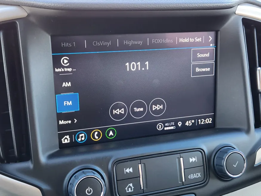 2023 GMC Terrain Denali | Photo 13 of 21