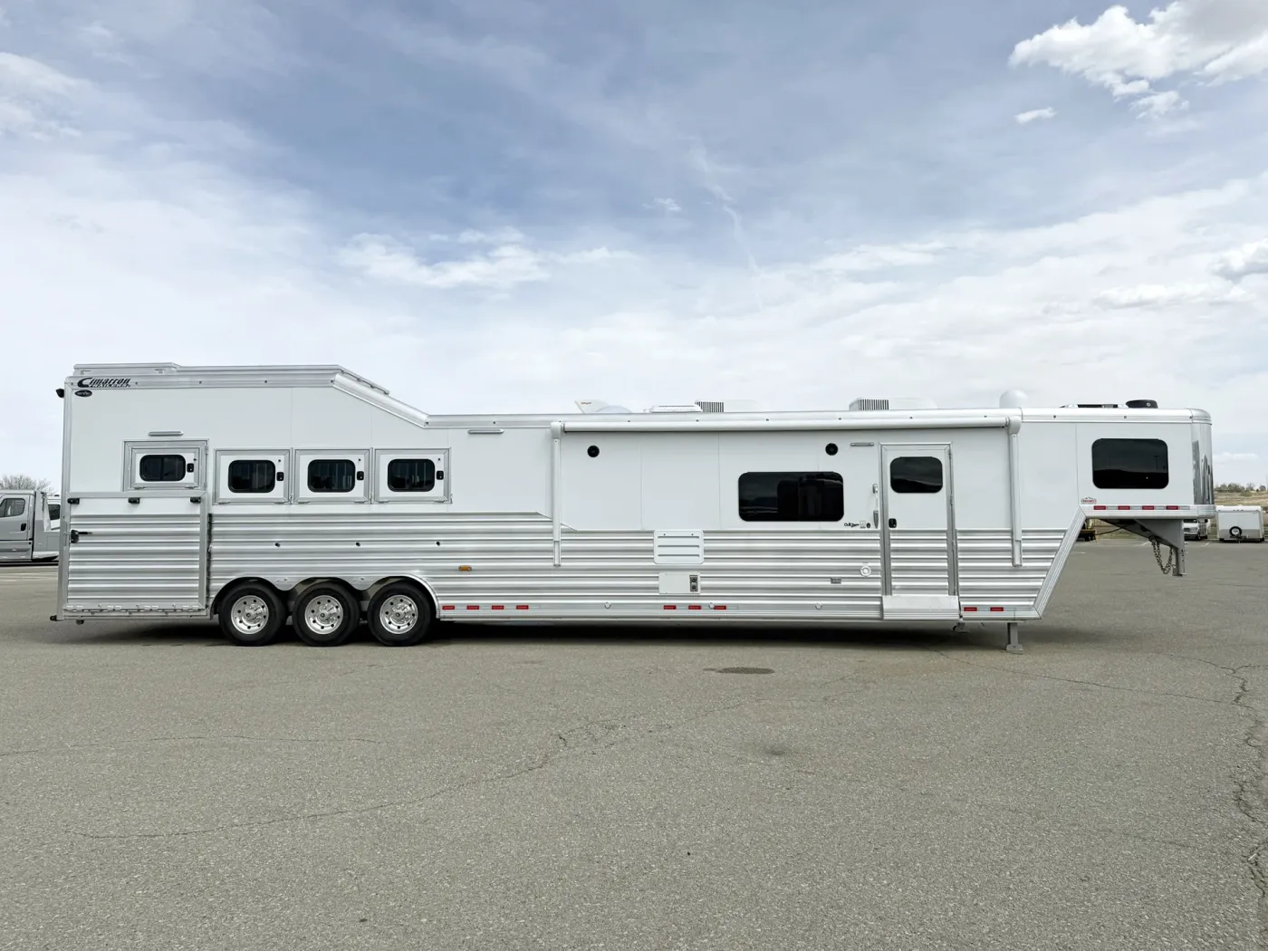 2026 Cimarron Norstar 4HLQ | Photo 2 of 5