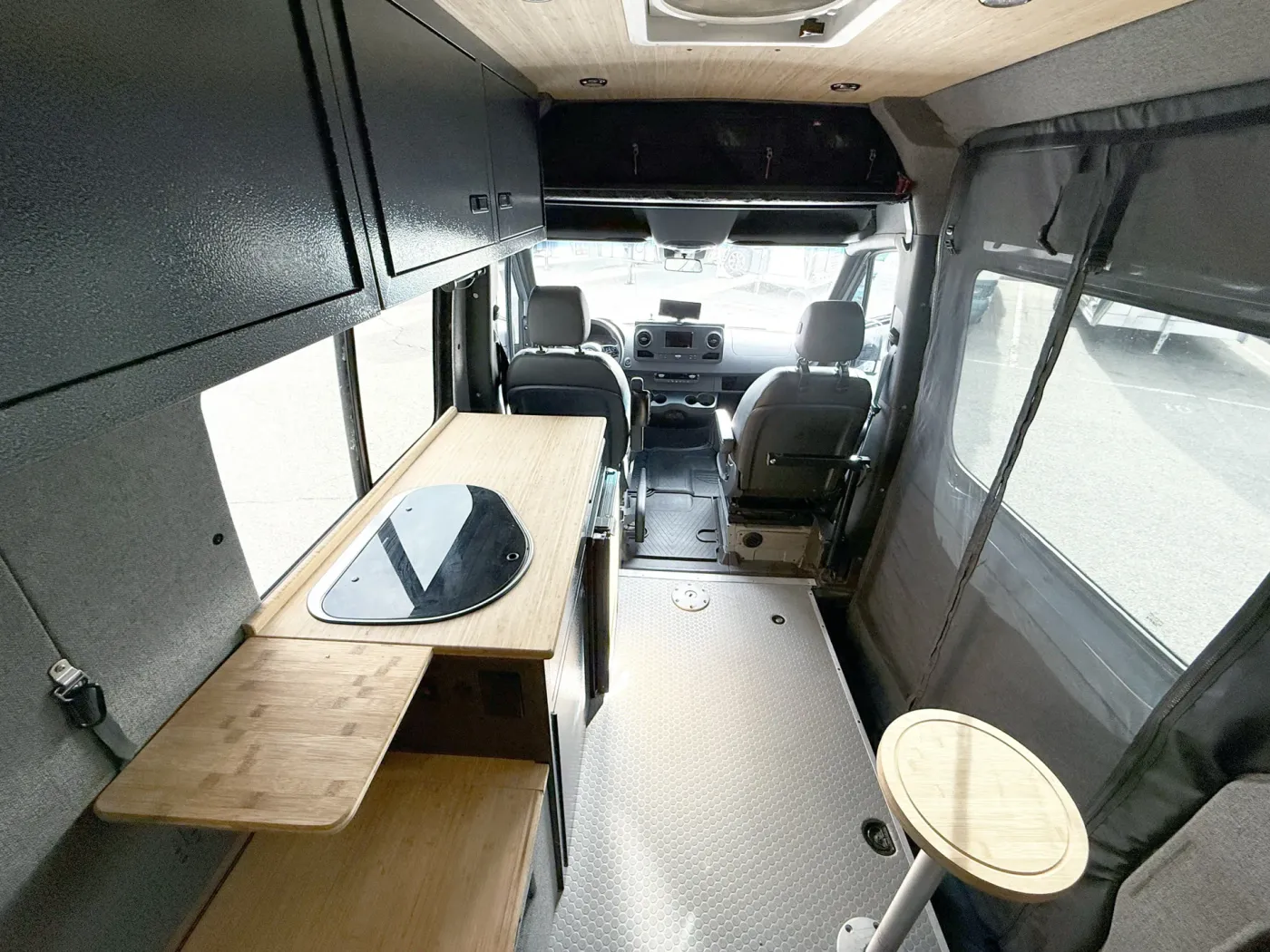 2020 Mercedes Benz Van Works 170 Custom | Photo 5 of 17