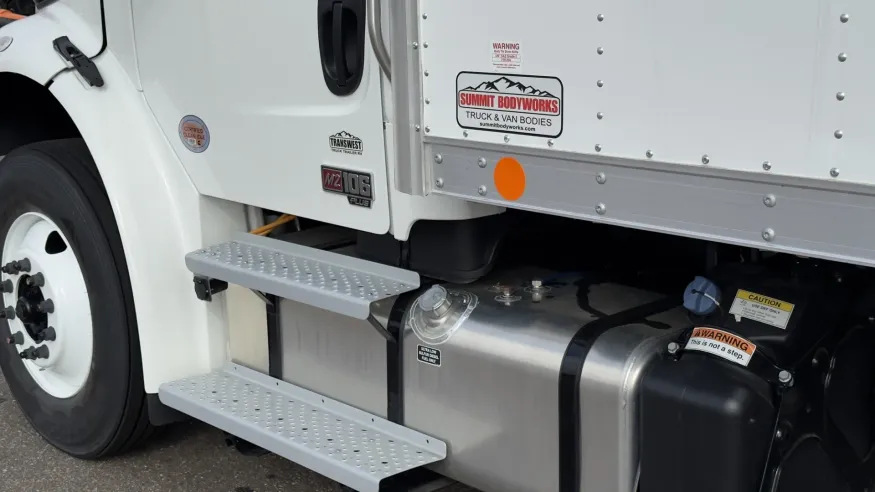 2026 Freightliner M2 106 | Photo 10 of 19