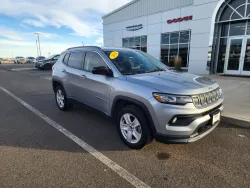 2022 Jeep Compass Latitude | Thumbnail Photo 1 of 22