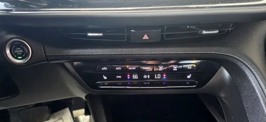 2021 Buick Envision | Photo 24 of 31