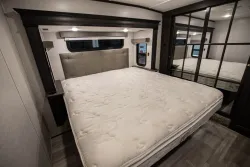 2022 Coachmen Brookstone 398MBL | Thumbnail Photo 24 of 27