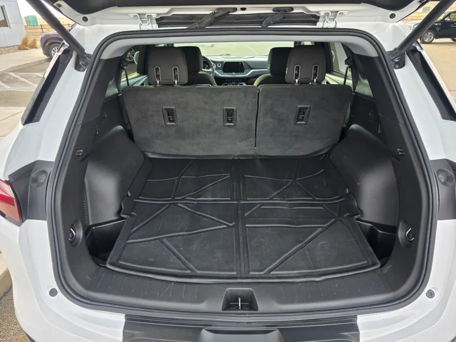 2020 Chevrolet Blazer LT | Photo 11 of 20