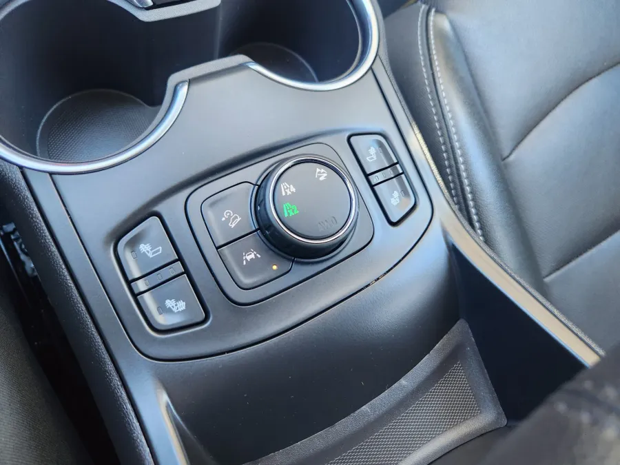 2024 GMC Terrain SLT | Photo 26 of 28