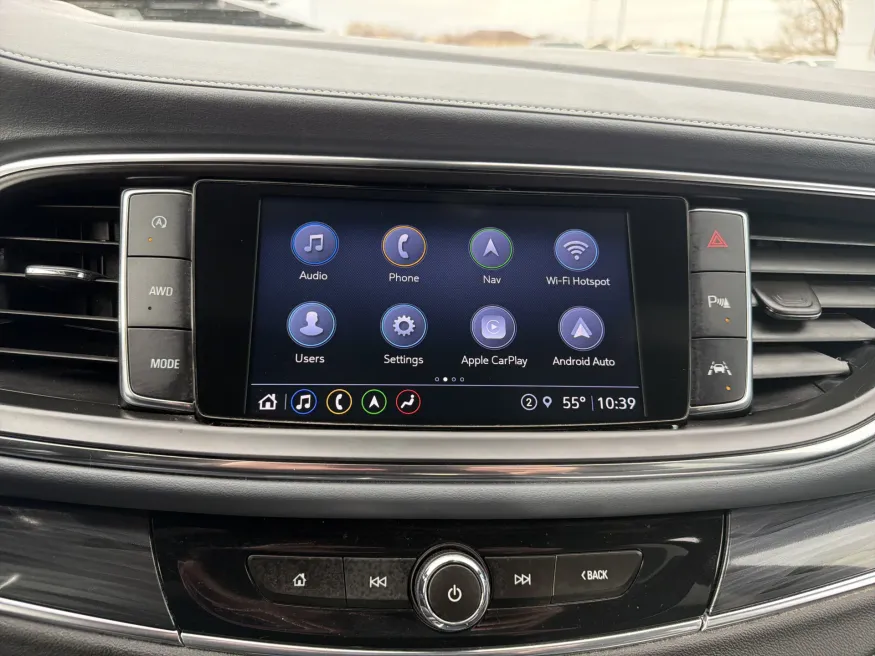 2023 Buick Enclave Premium | Photo 18 of 25