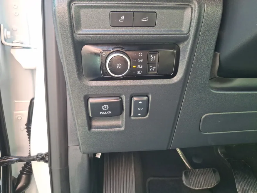 2024 Ford Expedition Max Limited | Photo 17 of 24