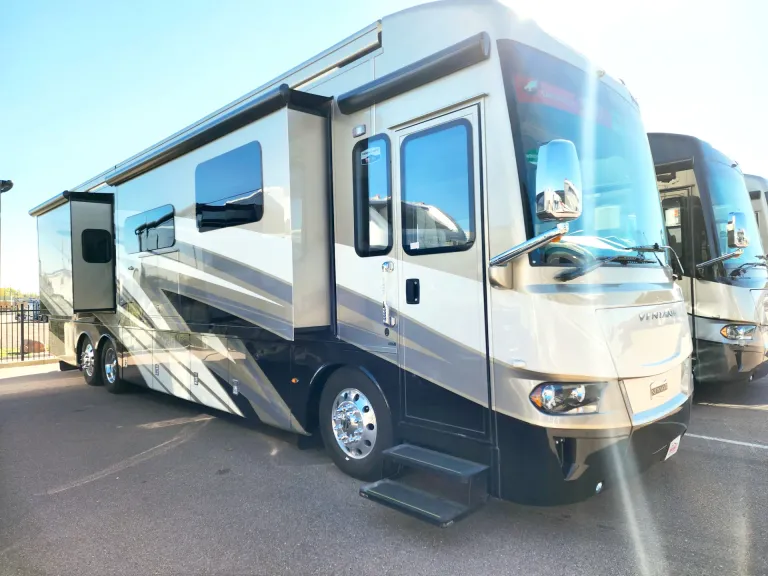 2023 Newmar Ventana 4068