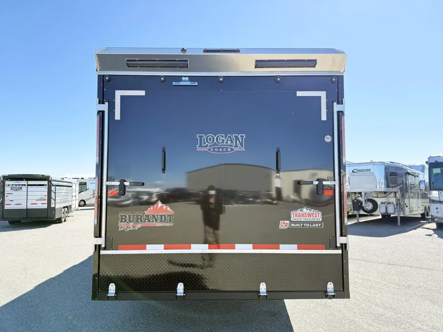 2026 Logan Coach Horse Power | Photo 5 of 24