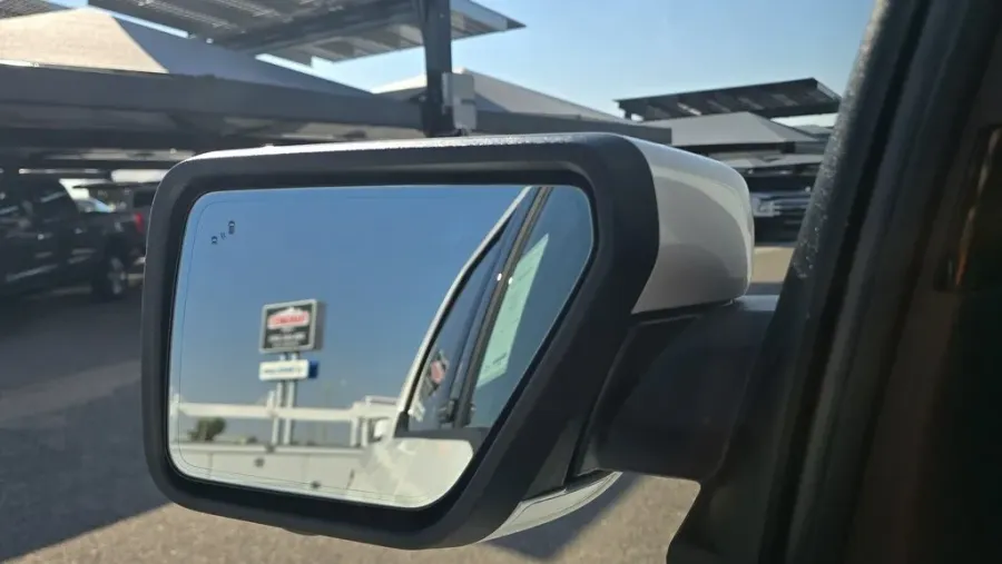 2025 Ford F-150 | Photo 11 of 31