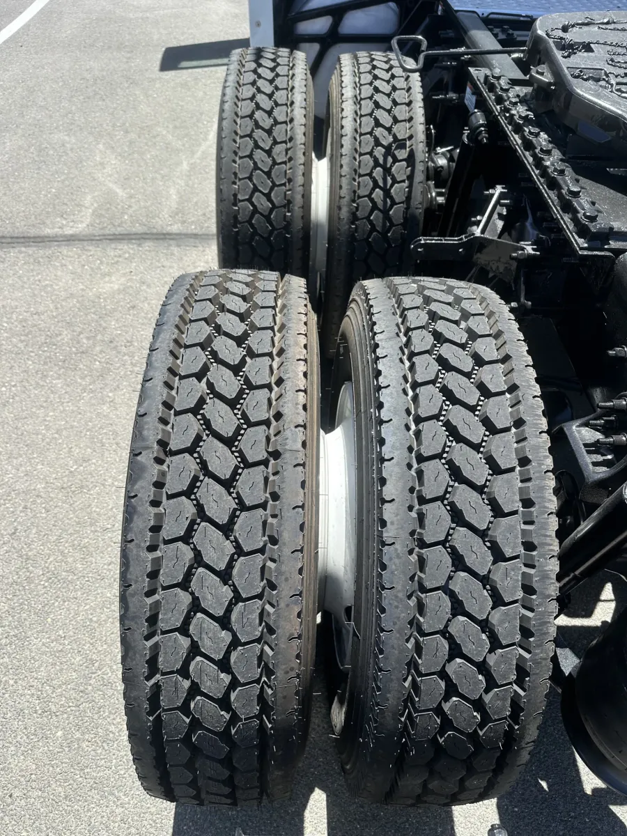 2022 Freightliner Cascadia 126 | Photo 22 of 24