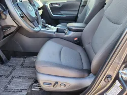 2025 Toyota RAV4 Hybrid XLE | Thumbnail Photo 8 of 30