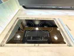 2023 Newmar Dutch Star 3736 | Thumbnail Photo 11 of 30