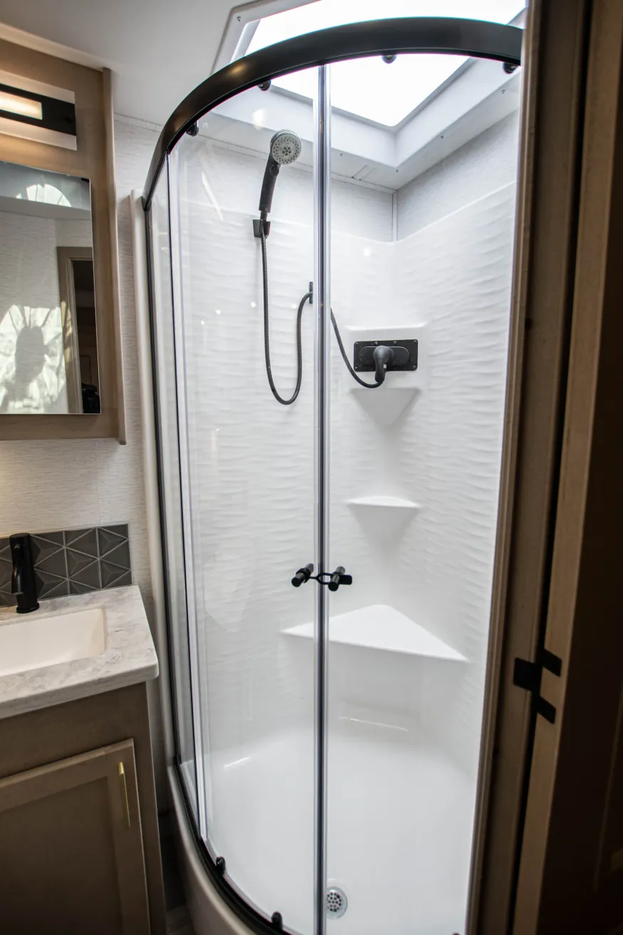 2026 Renegade Valencia 39BB | Photo 19 of 22