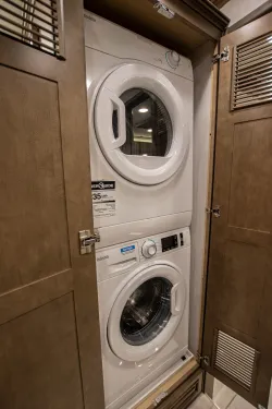 2026 Newmar London Aire 4551 | Thumbnail Photo 30 of 47