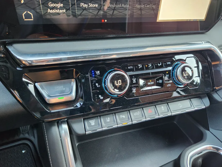 2025 GMC Sierra 2500HD Denali Ultimate | Photo 26 of 30