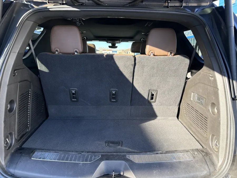 2021 Chevrolet Tahoe High Country | Photo 8 of 25