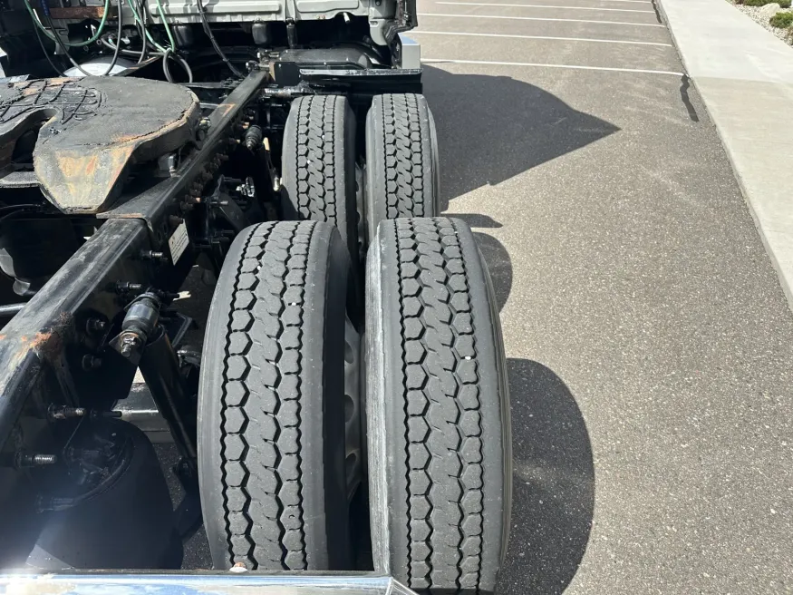 2020 Freightliner Cascadia | Photo 15 of 16
