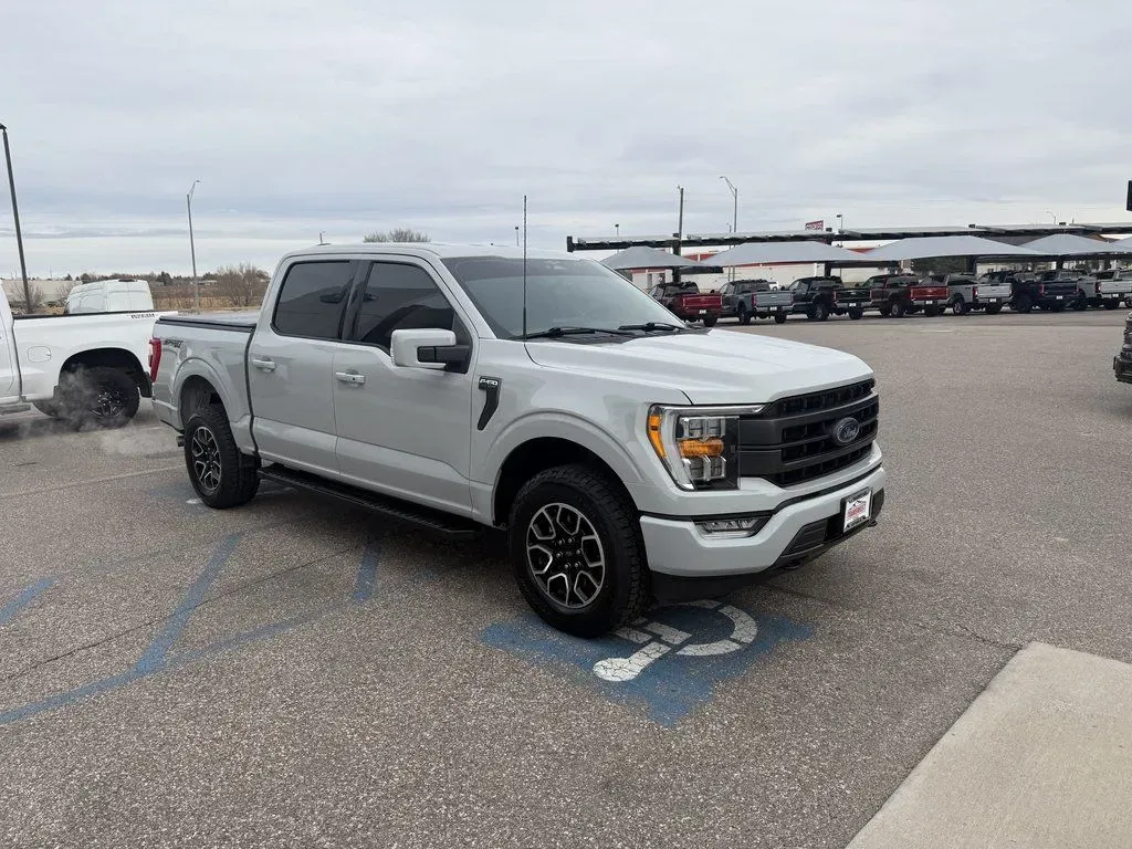 2023 Ford F-150 | Photo 3 of 31