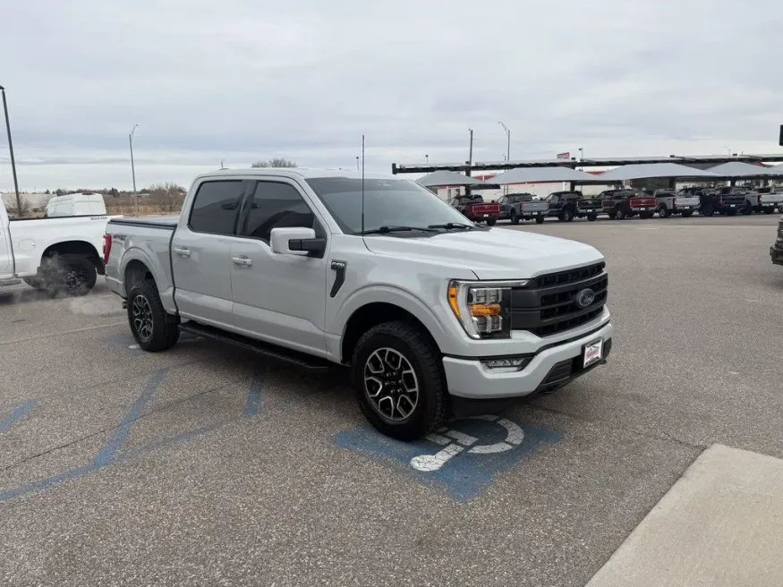 2023 Ford F-150 | Photo 3 of 31
