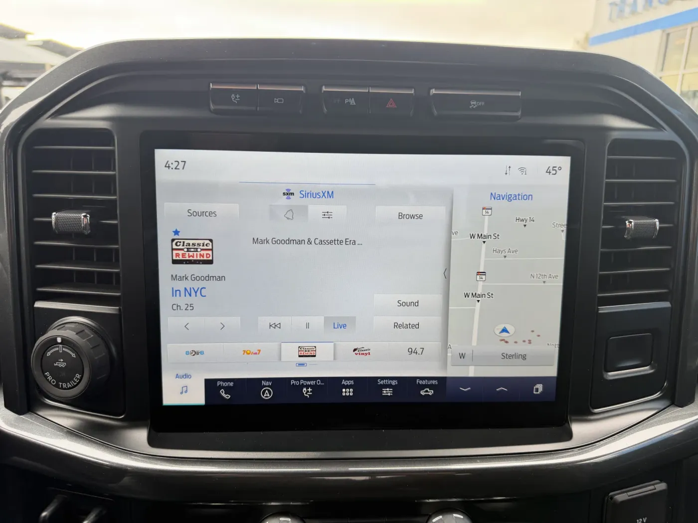 2023 Ford F-150 XL | Photo 4 of 10