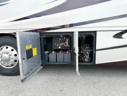 2013 Tiffin Zephyr | Thumbnail Photo 33 of 32