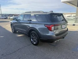 2026 Ford Explorer | Thumbnail Photo 6 of 27