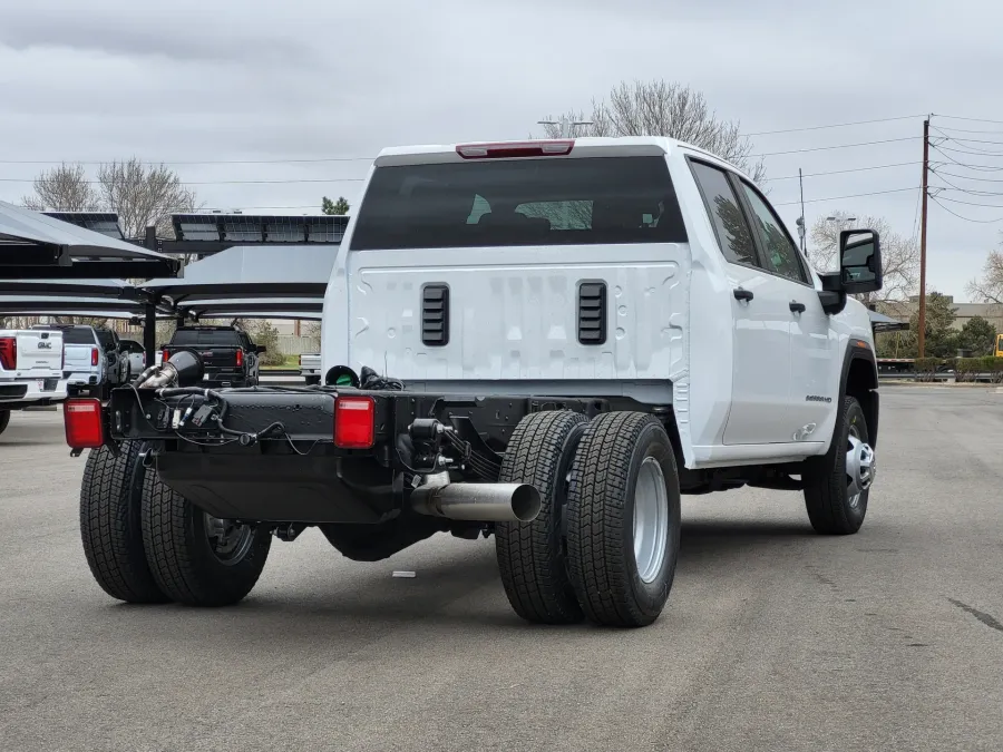 2026 GMC Sierra 3500HD CC Pro | Photo 6 of 21