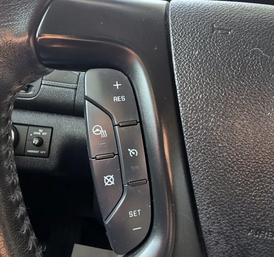 2017 Buick Enclave | Photo 16 of 32