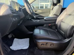 2025 Chevrolet Traverse AWD LT | Thumbnail Photo 17 of 22