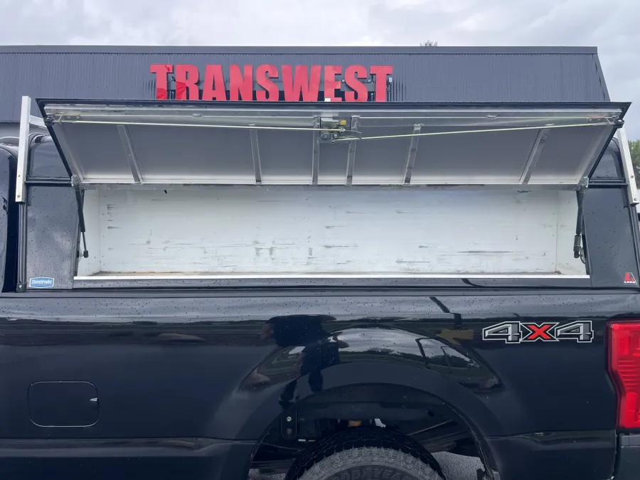 2022 Ford F-350 | Photo 9 of 15