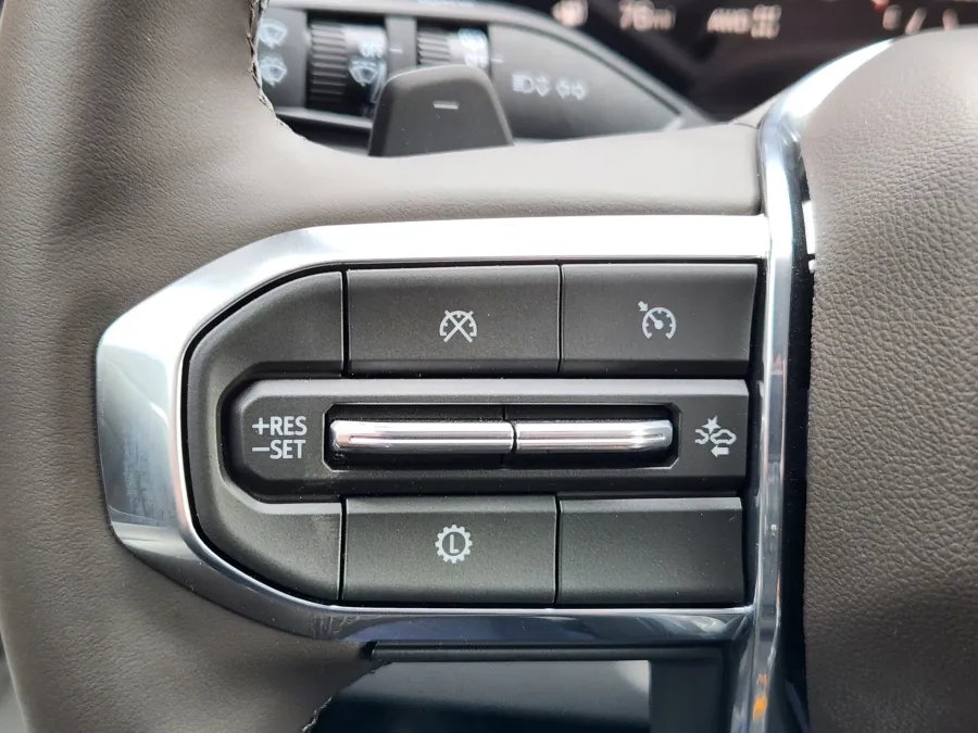 2026 GMC Terrain Denali | Photo 16 of 24