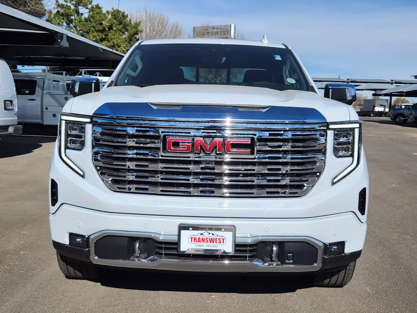 2026 GMC Sierra 1500 Denali | Photo 4 of 31