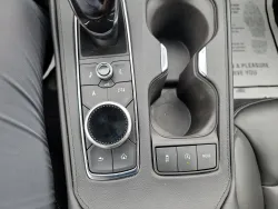 2024 Cadillac XT4 AWD Premium Luxury | Thumbnail Photo 15 of 19