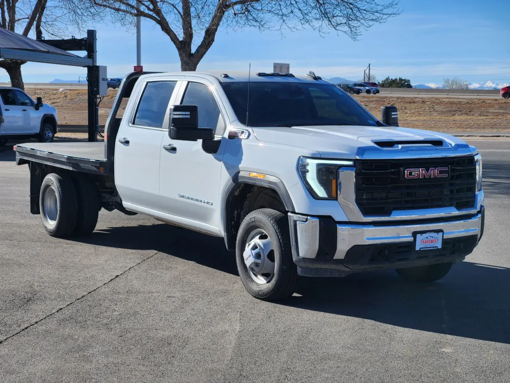 2025 GMC Sierra 3500HD CC Pro