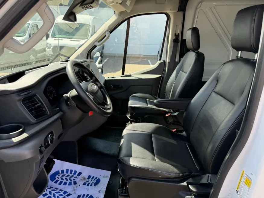 2023 Ford Transit-250 Base | Photo 4 of 20