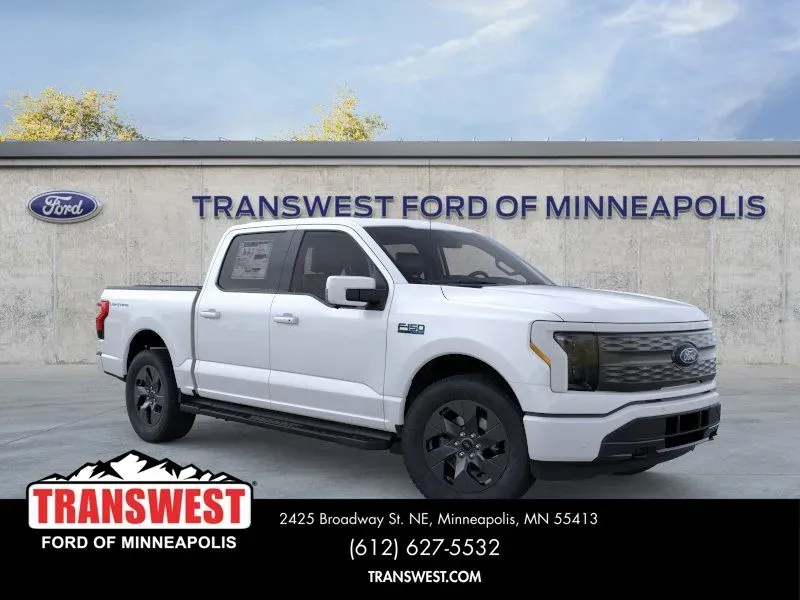 2025 Ford F-150 Lightning Lariat | Photo 6 of 22