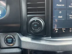 2024 Ford Super Duty F-350 SRW | Thumbnail Photo 30 of 33