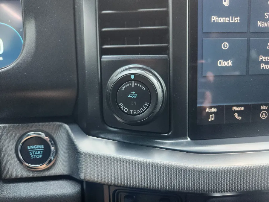 2024 Ford Super Duty F-350 SRW | Photo 30 of 33