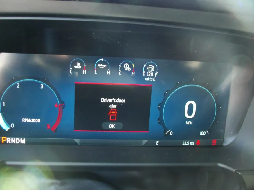 2026 Ford F-250 Lariat | Photo 10 of 19