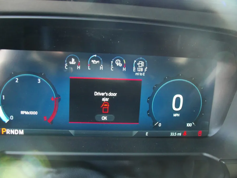 2026 Ford F-250 Lariat | Photo 10 of 19