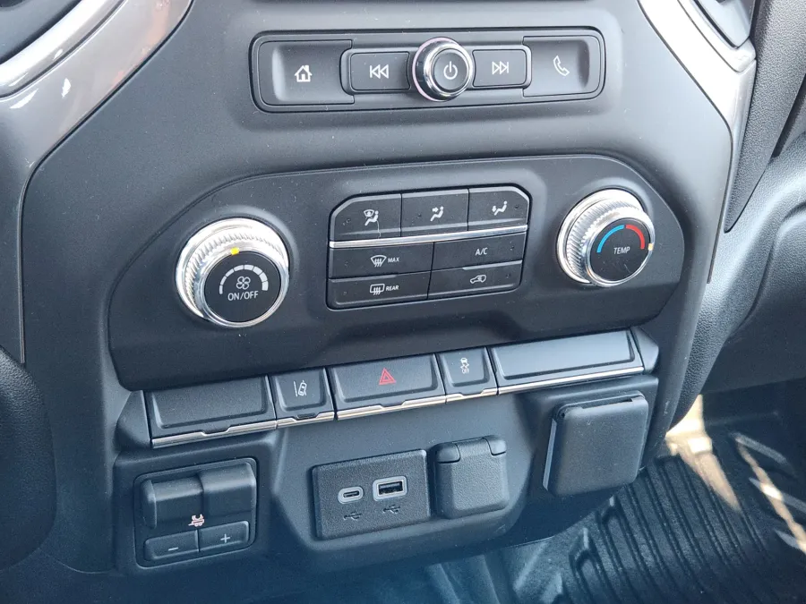 2026 GMC Sierra 2500HD Pro | Photo 14 of 21